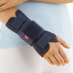 medi wrist support
