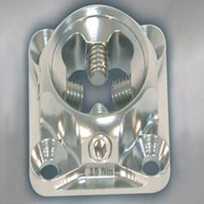 4-hole adapter with Pyramid receiver